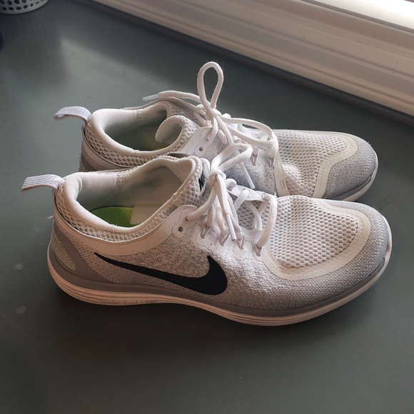 PUMA Enzo Beta Mesh Women s Training Shoes Women Shoe Running sold PUMA Enzo Beta Mesh Women s Training Shoes Women Shoe Running sold
